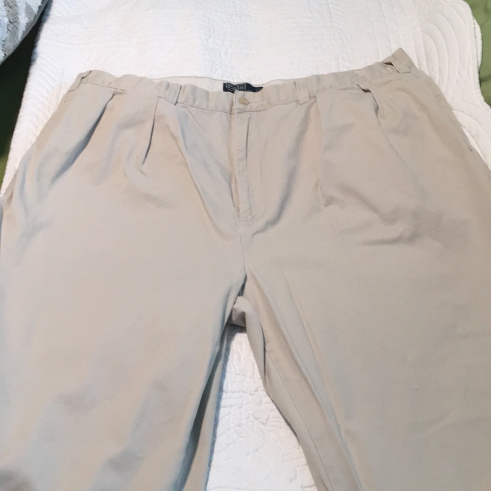 Ralph Lauren Polo Chinos. 44x30. 100% cotton. “Andrew Pant” style name on tag.